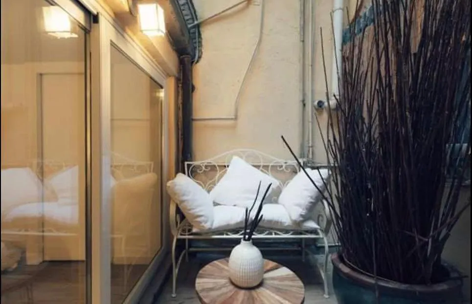 Campo Dei Fiori Grotte 40 Apartment Rome
